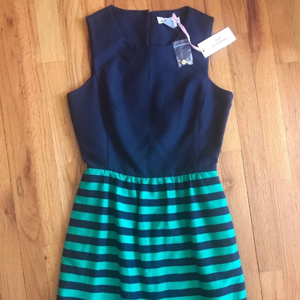 Vineyard Vines Dress size 2